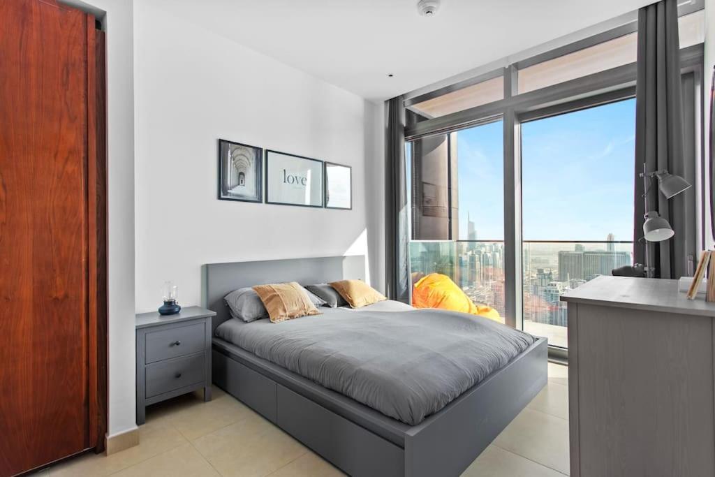 Marina Gate - Stunning 56 Floor Full Sea Views *